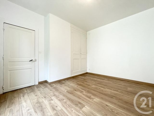 Appartement F2 à louer - 2 pièces - 51.65 m2 - CHARTRES - 28 - CENTRE - Century 21 Maitrejean Immobilier