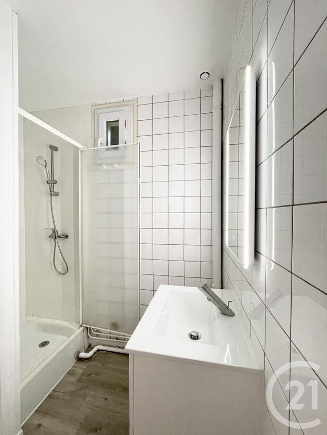 Appartement F2 à louer - 2 pièces - 51.65 m2 - CHARTRES - 28 - CENTRE - Century 21 Maitrejean Immobilier