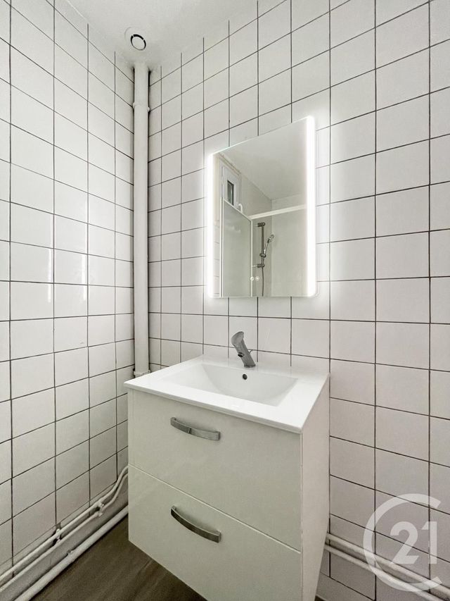 Appartement F2 à louer - 2 pièces - 51.65 m2 - CHARTRES - 28 - CENTRE - Century 21 Maitrejean Immobilier