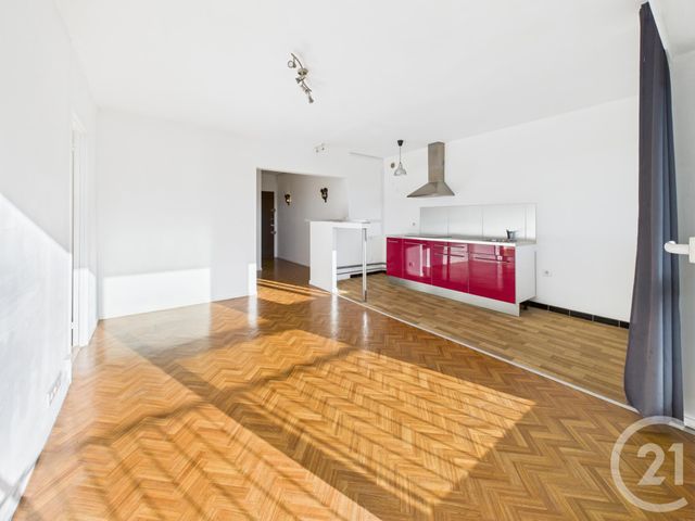 Appartement F2 à vendre - 2 pièces - 43.4 m2 - CHARTRES - 28 - CENTRE - Century 21 Maitrejean Immobilier