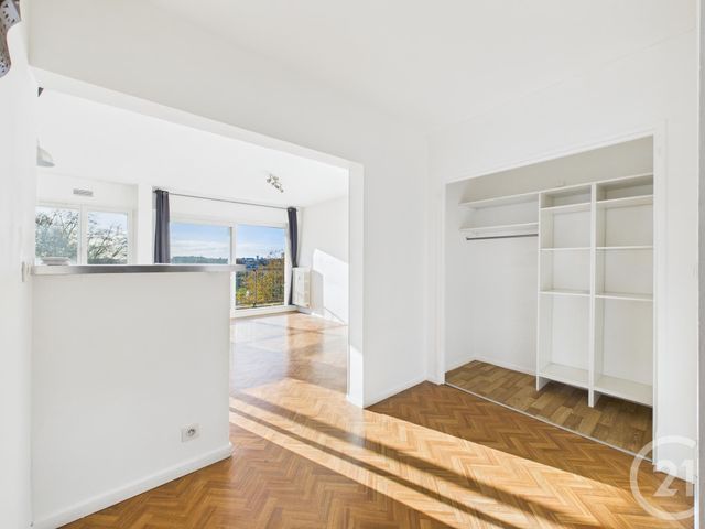 Appartement F2 à vendre - 2 pièces - 43.4 m2 - CHARTRES - 28 - CENTRE - Century 21 Maitrejean Immobilier