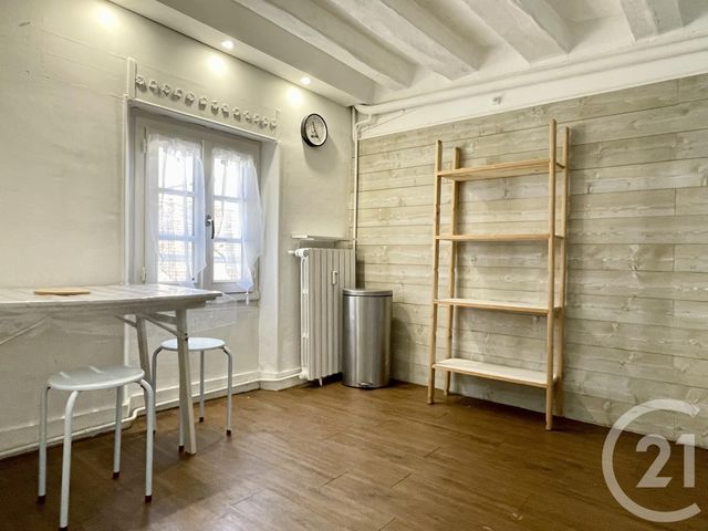 Appartement F1 à louer - 1 pièce - 22.31 m2 - CHARTRES - 28 - CENTRE - Century 21 Maitrejean Immobilier