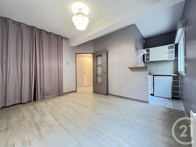 Appartement Studio à louer - 1 pièce - 22.06 m2 - CHARTRES - 28 - CENTRE - Century 21 Maitrejean Immobilier