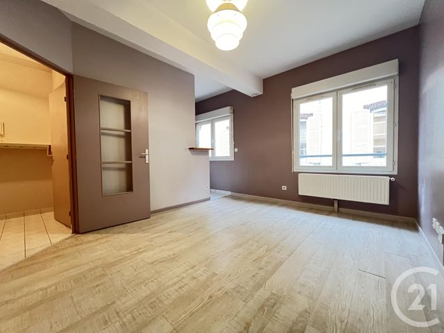 Appartement Studio à louer - 1 pièce - 22.06 m2 - CHARTRES - 28 - CENTRE - Century 21 Maitrejean Immobilier