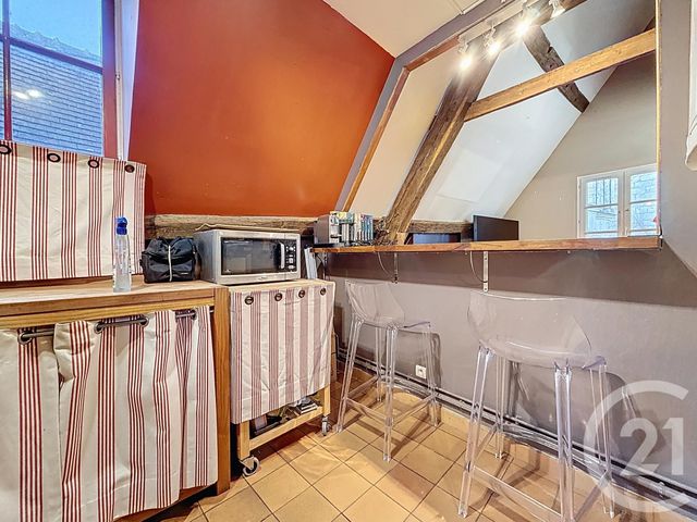Appartement T2 à vendre - 3 pièces - 91.93 m2 - CHARTRES - 28 - CENTRE - Century 21 Maitrejean Immobilier