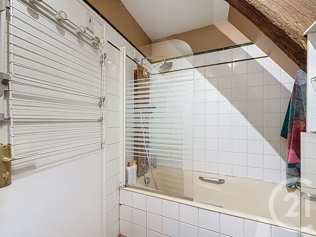 Appartement T2 à vendre - 3 pièces - 91.93 m2 - CHARTRES - 28 - CENTRE - Century 21 Maitrejean Immobilier