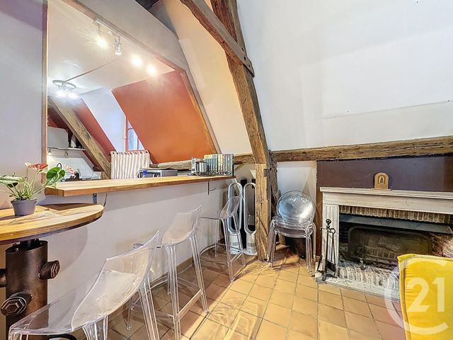 Appartement T2 à vendre - 3 pièces - 91.93 m2 - CHARTRES - 28 - CENTRE - Century 21 Maitrejean Immobilier