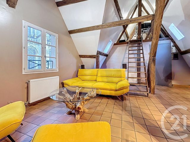 Appartement T2 à vendre - 3 pièces - 91.93 m2 - CHARTRES - 28 - CENTRE - Century 21 Maitrejean Immobilier