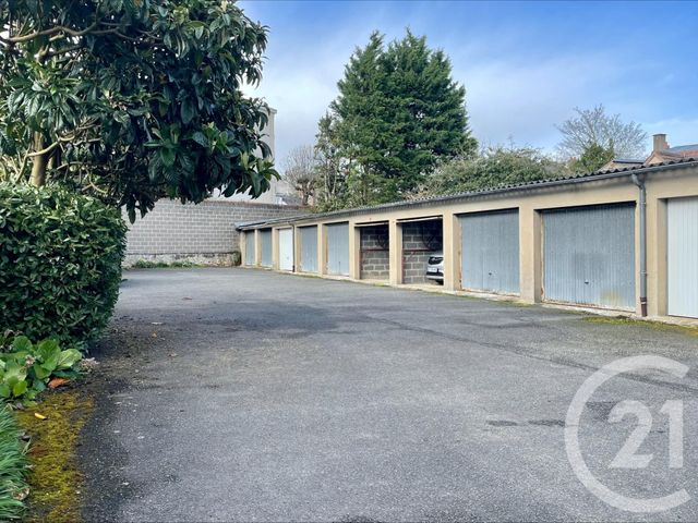 parking à louer - 13.25 m2 - CHARTRES - 28 - CENTRE - Century 21 Maitrejean Immobilier