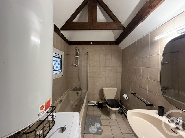 Appartement F2 à vendre - 2 pièces - 57.75 m2 - CHARTRES - 28 - CENTRE - Century 21 Maitrejean Immobilier