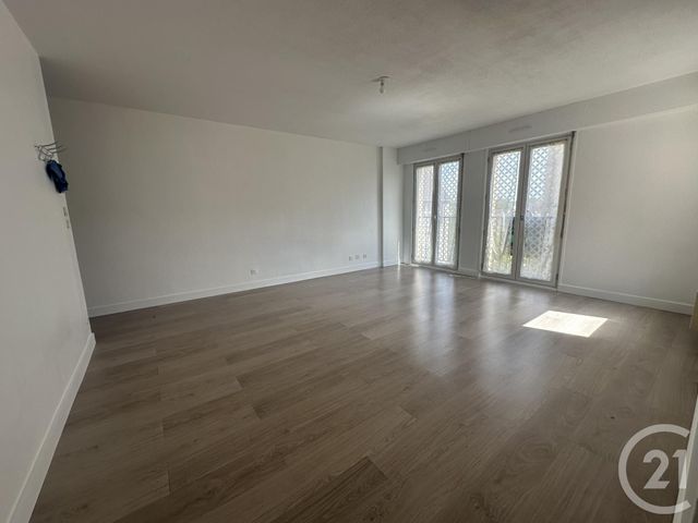 Appartement F2 à louer - 2 pièces - 45.91 m2 - CHARTRES - 28 - CENTRE - Century 21 Maitrejean Immobilier