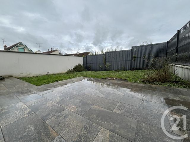 maison à louer - 5 pièces - 117.2 m2 - LUCE - 28 - CENTRE - Century 21 Maitrejean Immobilier