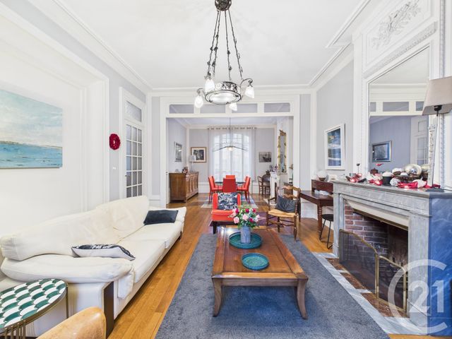 maison à vendre - 7 pièces - 200.0 m2 - CHARTRES - 28 - CENTRE - Century 21 Maitrejean Immobilier