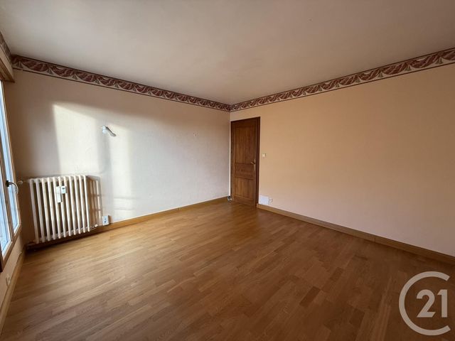 Appartement F4 à louer - 5 pièces - 112.11 m2 - CHARTRES - 28 - CENTRE - Century 21 Maitrejean Immobilier