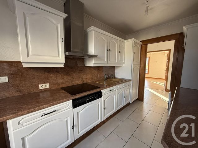 Appartement F4 à louer - 5 pièces - 112.11 m2 - CHARTRES - 28 - CENTRE - Century 21 Maitrejean Immobilier