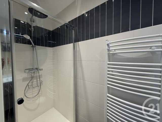 Appartement F4 à louer - 4 pièces - 82.9 m2 - CHARTRES - 28 - CENTRE - Century 21 Maitrejean Immobilier