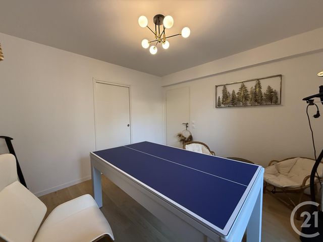 Appartement F4 à louer - 4 pièces - 82.9 m2 - CHARTRES - 28 - CENTRE - Century 21 Maitrejean Immobilier