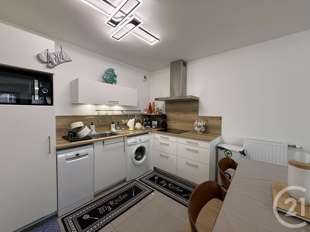 Appartement F4 à louer - 4 pièces - 82.9 m2 - CHARTRES - 28 - CENTRE - Century 21 Maitrejean Immobilier