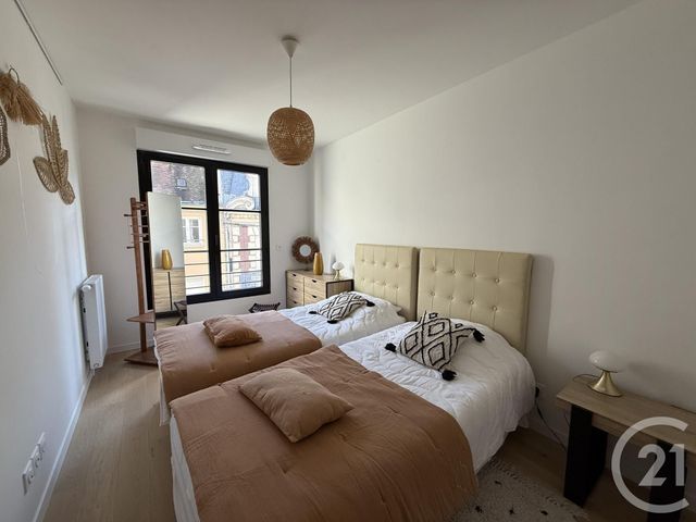 Appartement F4 à louer - 4 pièces - 82.9 m2 - CHARTRES - 28 - CENTRE - Century 21 Maitrejean Immobilier