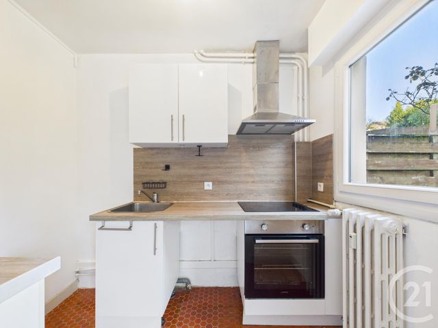 Appartement F2 à vendre - 2 pièces - 42.32 m2 - CHARTRES - 28 - CENTRE - Century 21 Maitrejean Immobilier