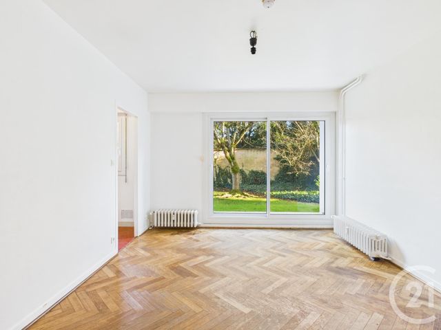 Appartement F2 à vendre - 2 pièces - 42.32 m2 - CHARTRES - 28 - CENTRE - Century 21 Maitrejean Immobilier