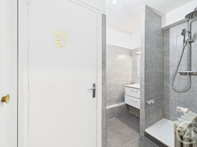 Appartement F2 à vendre - 2 pièces - 42.32 m2 - CHARTRES - 28 - CENTRE - Century 21 Maitrejean Immobilier