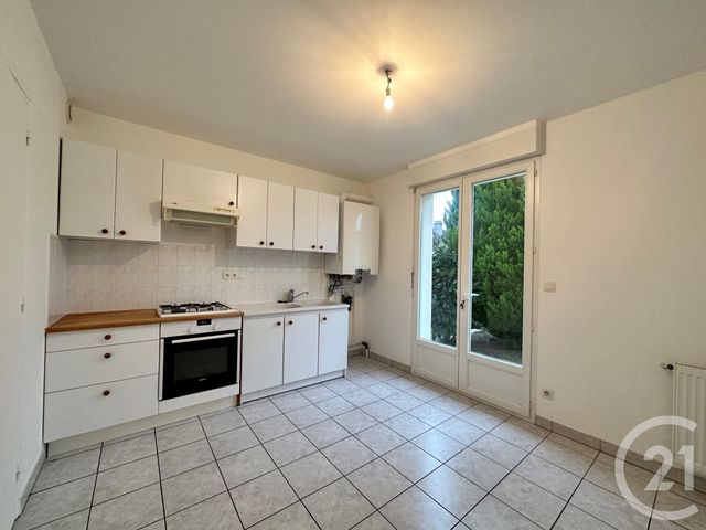 maison à louer - 4 pièces - 108.33 m2 - CHARTRES - 28 - CENTRE - Century 21 Maitrejean Immobilier