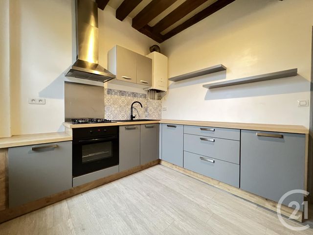 Appartement T2 à louer - 2 pièces - 46.46 m2 - CHARTRES - 28 - CENTRE - Century 21 Maitrejean Immobilier