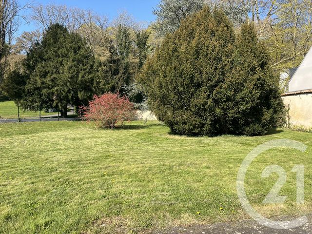 Appartement F2 à louer - 2 pièces - 56.86 m2 - CHARTRES - 28 - CENTRE - Century 21 Maitrejean Immobilier