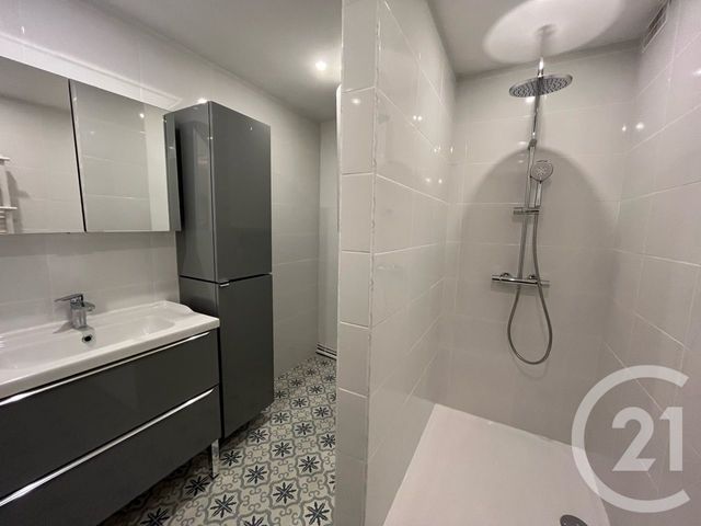 Appartement F2 à louer - 2 pièces - 63.07 m2 - CHARTRES - 28 - CENTRE - Century 21 Maitrejean Immobilier