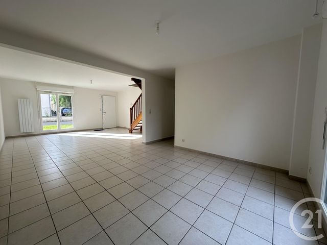 maison à louer - 6 pièces - 126.5 m2 - LEVES - 28 - CENTRE - Century 21 Maitrejean Immobilier