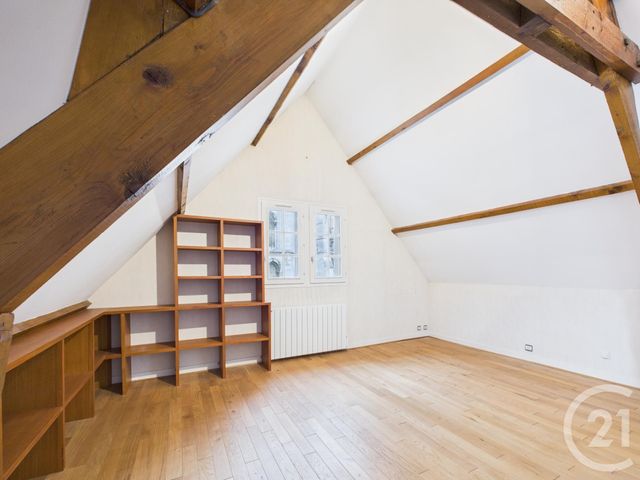 Appartement F5 à vendre - 5 pièces - 126.98 m2 - CHARTRES - 28 - CENTRE - Century 21 Maitrejean Immobilier