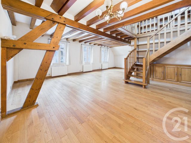 Appartement F5 à vendre - 5 pièces - 126.98 m2 - CHARTRES - 28 - CENTRE - Century 21 Maitrejean Immobilier