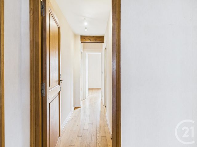 Appartement F5 à vendre - 5 pièces - 126.98 m2 - CHARTRES - 28 - CENTRE - Century 21 Maitrejean Immobilier