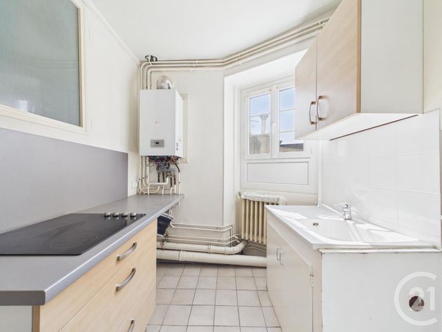 Appartement F3 à vendre - 2 pièces - 58.09 m2 - CHARTRES - 28 - CENTRE - Century 21 Maitrejean Immobilier