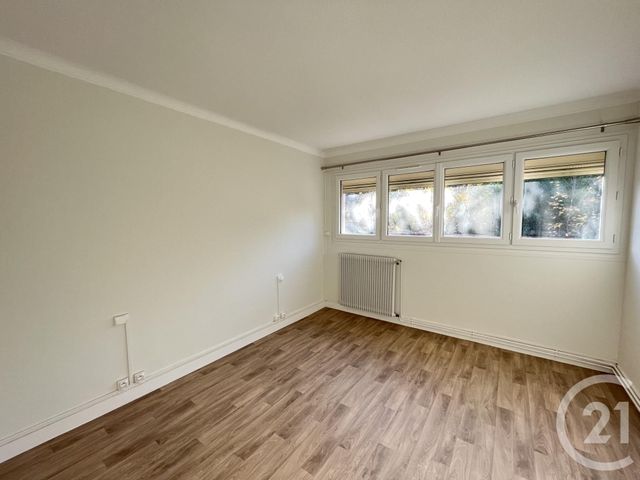 maison à louer - 5 pièces - 104.77 m2 - CHARTRES - 28 - CENTRE - Century 21 Maitrejean Immobilier