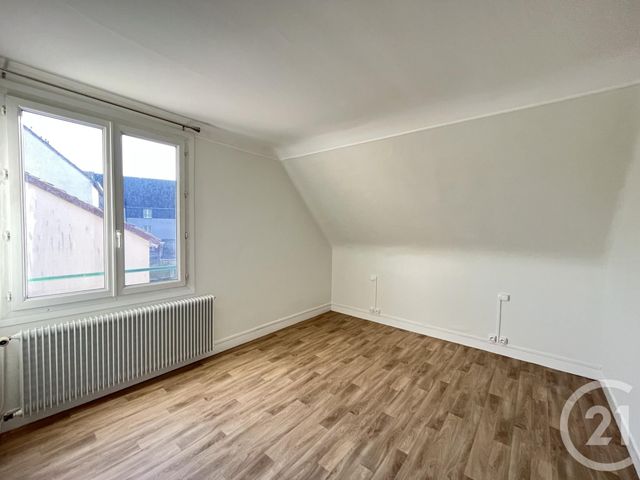 maison à louer - 5 pièces - 104.77 m2 - CHARTRES - 28 - CENTRE - Century 21 Maitrejean Immobilier