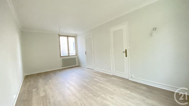 maison à louer - 5 pièces - 104.77 m2 - CHARTRES - 28 - CENTRE - Century 21 Maitrejean Immobilier