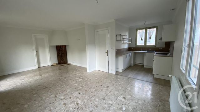 maison à louer - 5 pièces - 104.77 m2 - CHARTRES - 28 - CENTRE - Century 21 Maitrejean Immobilier