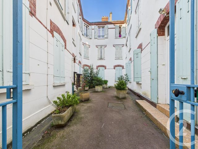 Appartement F2 à louer - 2 pièces - 37.31 m2 - CHARTRES - 28 - CENTRE - Century 21 Maitrejean Immobilier