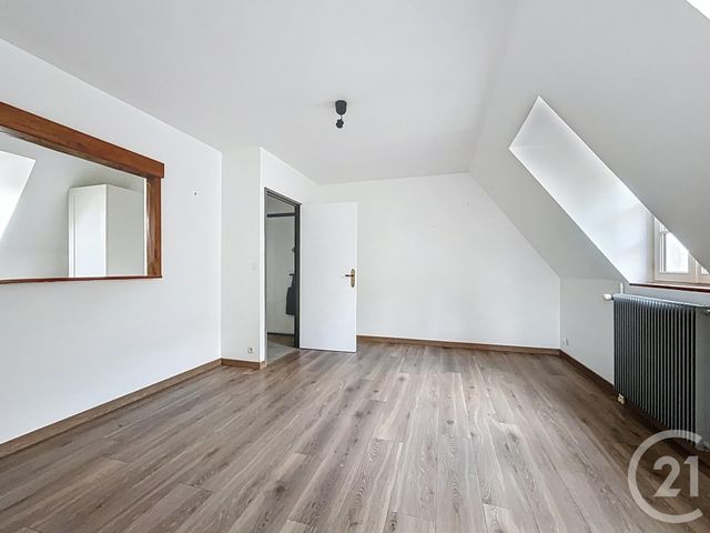 Appartement F2 à vendre - 2 pièces - 38.0 m2 - CHARTRES - 28 - CENTRE - Century 21 Maitrejean Immobilier
