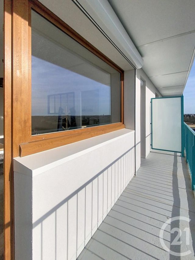 Appartement F1 à vendre - 1 pièce - 29.42 m2 - CHARTRES - 28 - CENTRE - Century 21 Maitrejean Immobilier