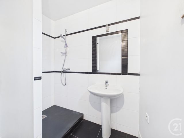 Appartement F4 à vendre - 7 pièces - 239.32 m2 - CHARTRES - 28 - CENTRE - Century 21 Maitrejean Immobilier