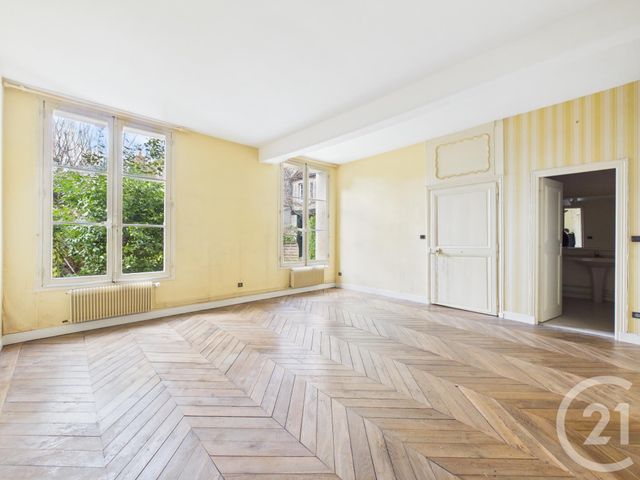 Appartement F4 à vendre - 4 pièces - 118.82 m2 - CHARTRES - 28 - CENTRE - Century 21 Maitrejean Immobilier