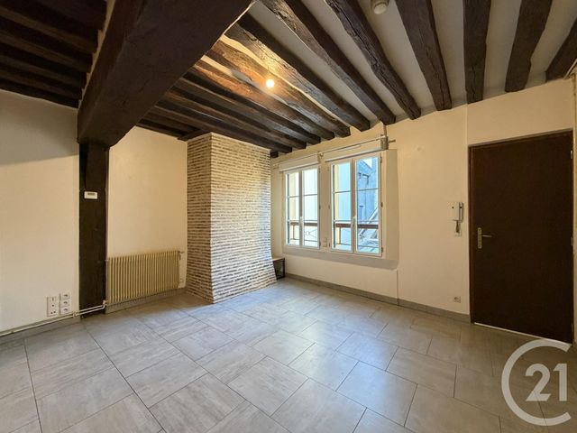 Appartement T2 à louer - 2 pièces - 43.6 m2 - CHARTRES - 28 - CENTRE - Century 21 Maitrejean Immobilier
