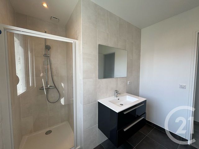 maison à louer - 4 pièces - 71.93 m2 - CHARTRES - 28 - CENTRE - Century 21 Maitrejean Immobilier