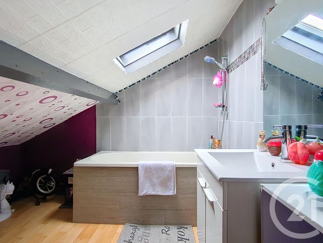 maison à vendre - 4 pièces - 85.46 m2 - CHARTRES - 28 - CENTRE - Century 21 Maitrejean Immobilier