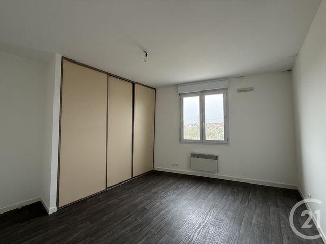 Appartement F3 à louer - 3 pièces - 72.57 m2 - CHARTRES - 28 - CENTRE - Century 21 Maitrejean Immobilier