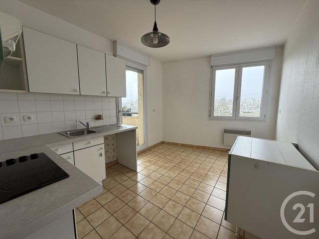 Appartement F3 à louer - 3 pièces - 72.57 m2 - CHARTRES - 28 - CENTRE - Century 21 Maitrejean Immobilier
