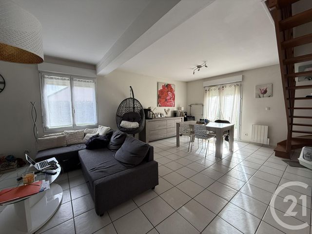 maison à louer - 4 pièces - 100.23 m2 - CHARTRES - 28 - CENTRE - Century 21 Maitrejean Immobilier